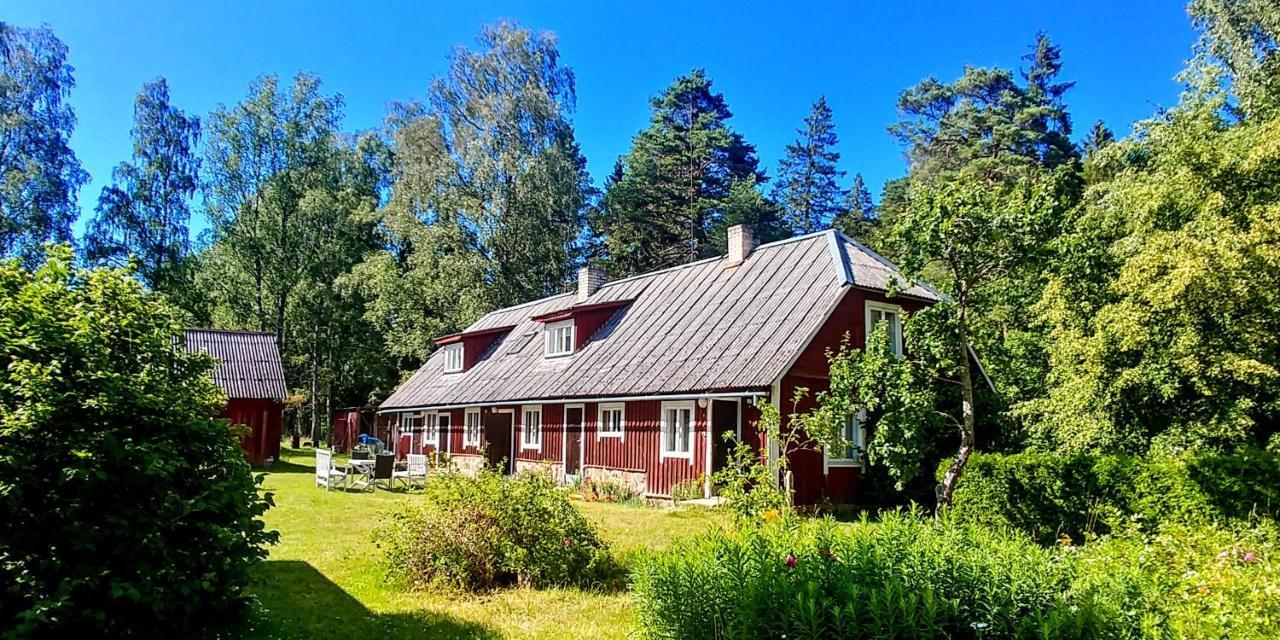 Kuus Tuba Leisi Exterior foto